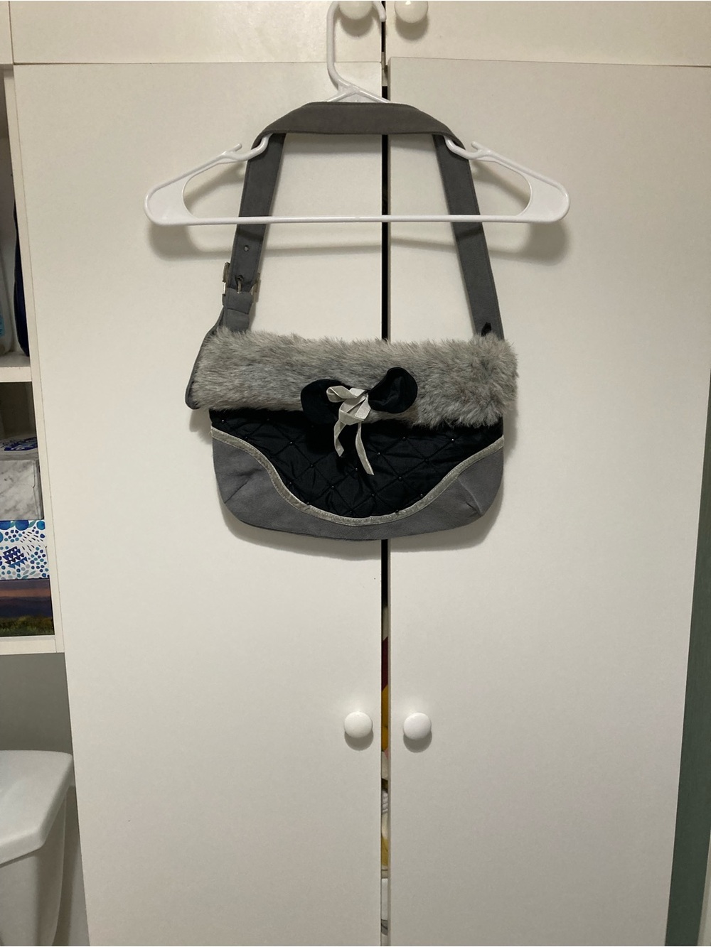 Gray Faux Fur Trim Quilted Shoulder Bag with Bow Accent
